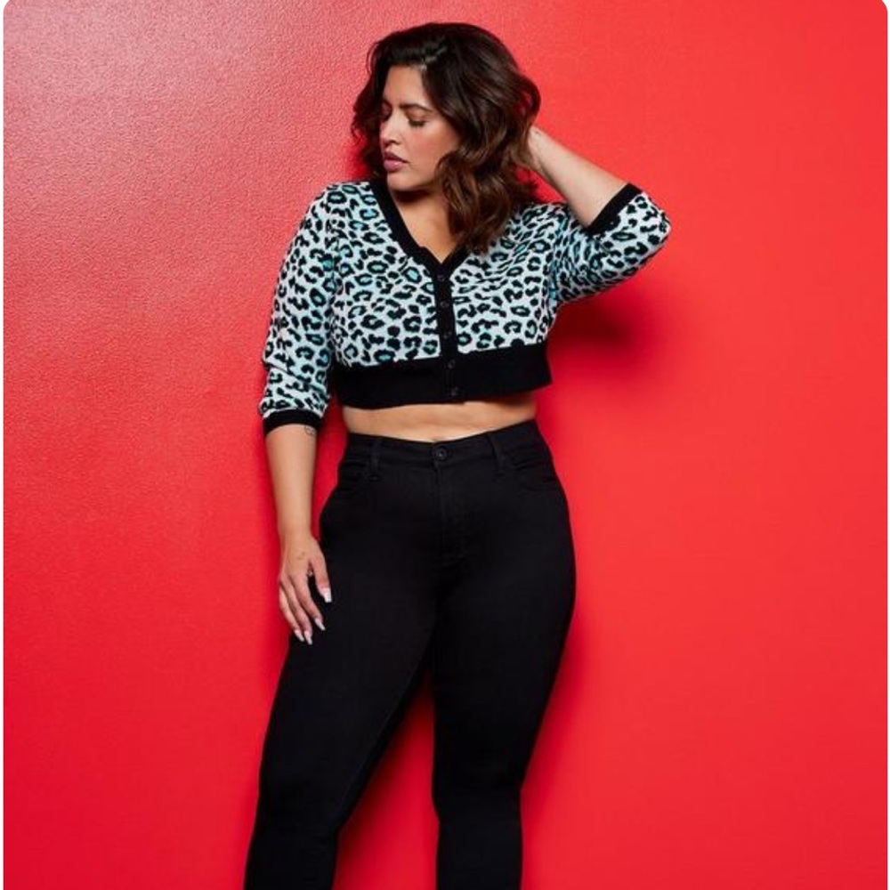 Betsy Johnson by Torrid mint leopard dropped cardigan 3X